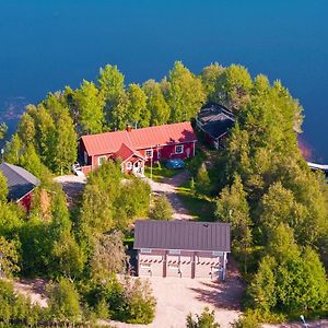 Santa'S Little Village - Hotel Uitonniemi