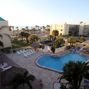 Seaside Inn & Suites